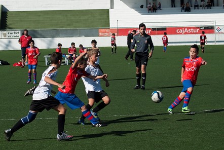 FUNCIONES DEL ENTRENADOR EN EL FUTBOL BASE