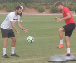 Cómo es y cómo se accede al curso oficial de entrenador de fútbol en España